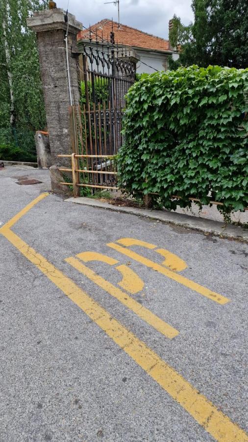 Appartamenti Monti Como Lake Brunate Exterior photo