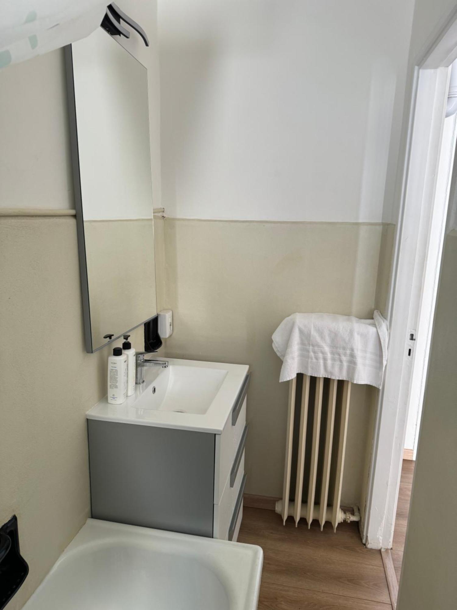 Appartamenti Monti Como Lake Brunate Exterior photo